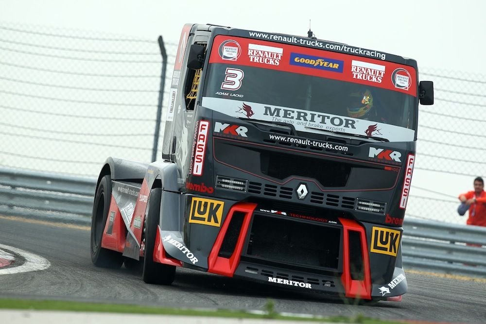 Istanbul Truck Racing