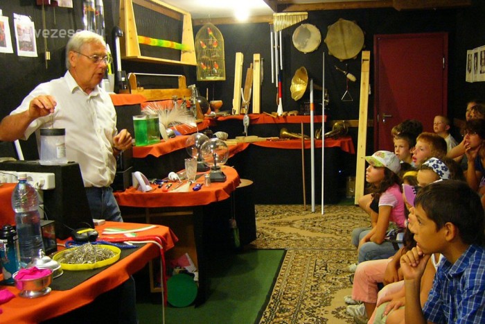 Gyereknapi autóépítés Győrben