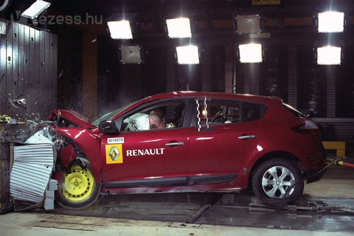 Itt a törésteszt az egyetlen módja a gyors autóhalálnak
