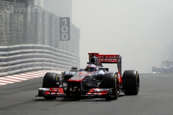 F1: Kiszúrt az eső a mezőnnyel