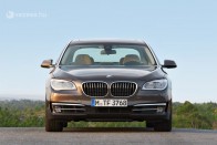 Több luxus a BMW csúcsmodelljében 36