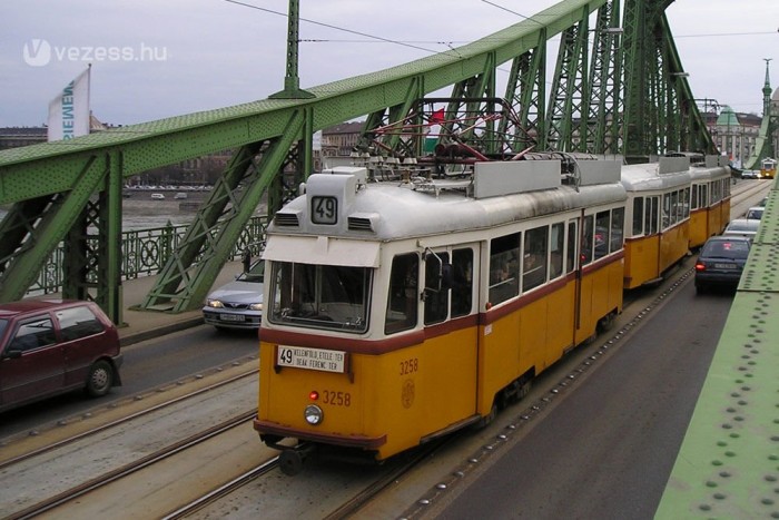 Nosztalgiavillamos jár a hétvégén 3 | Vezess Nosztalgiavillamos jár a hétvégén 3