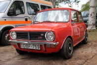 A Cooper S mellett az 1275GT adta a Mini sportos vonalát, ebben a típusban tűnt fel először a fordulatszámmérő