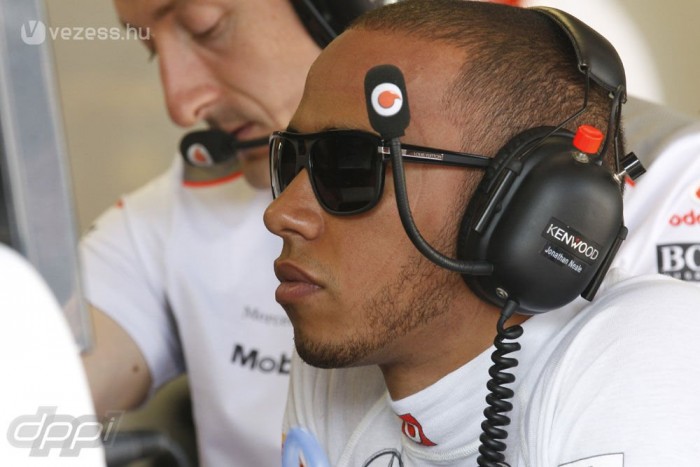 F1: 37 milliárdos szerződés Hamiltonnak?