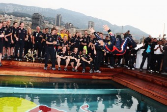 F1: Nem tarolt a monacói vonat