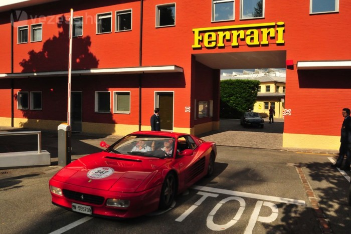 Mindenkit hazaküldtek a Ferraritól