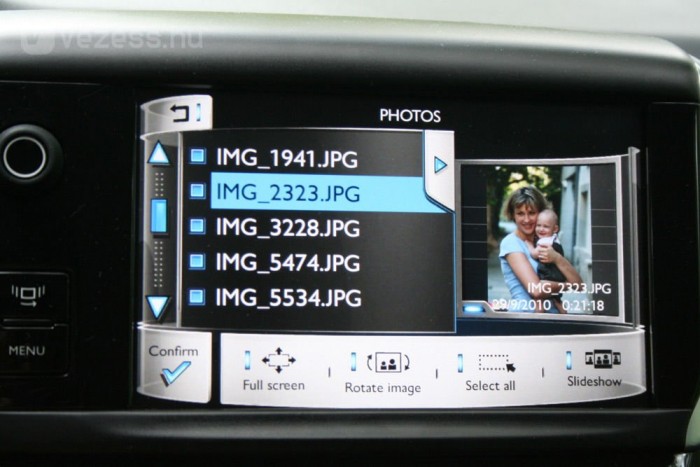 Nemcsak a zenét olvassa be a pendrive-ról