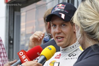 F1: Vettel kitart a Red Bullnál
