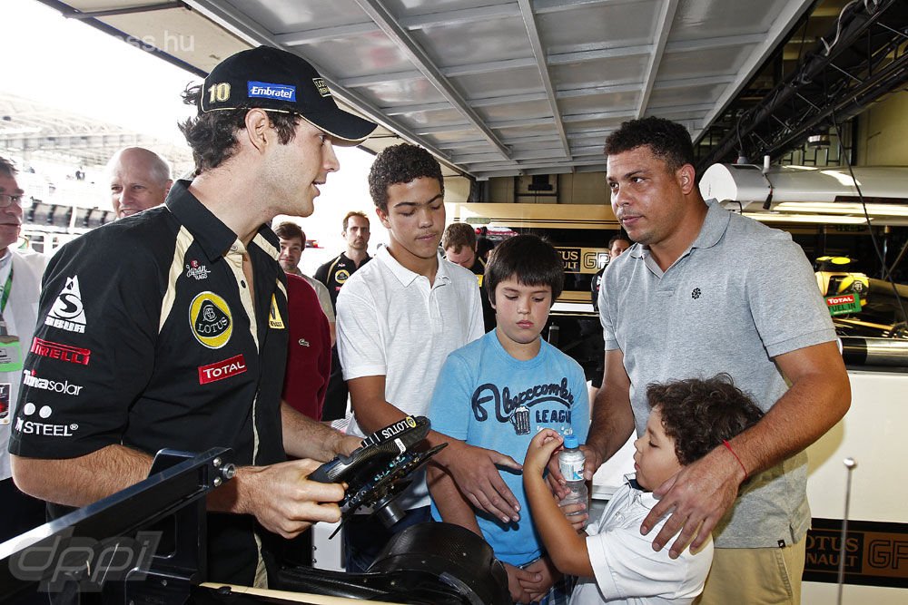 F1: Arrébb rakják a bokszutcát Brazíliában 14