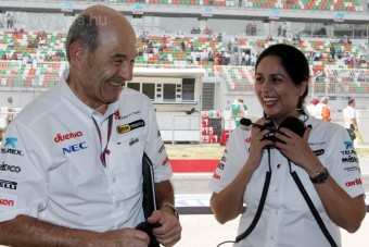 F1: Nyomják a női pilótákat