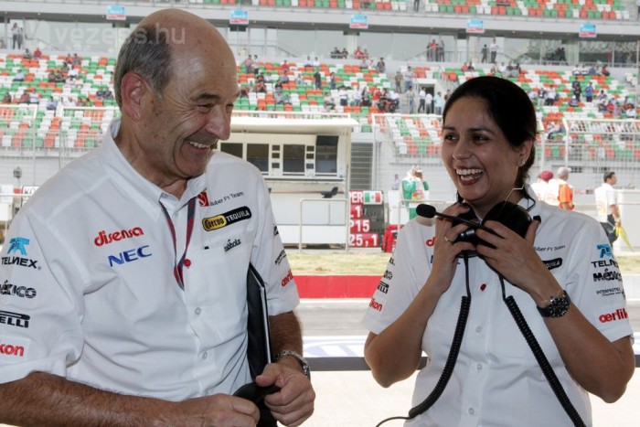 F1: Nyomják a női pilótákat