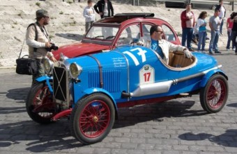 Oldtimerek a Balaton-parton