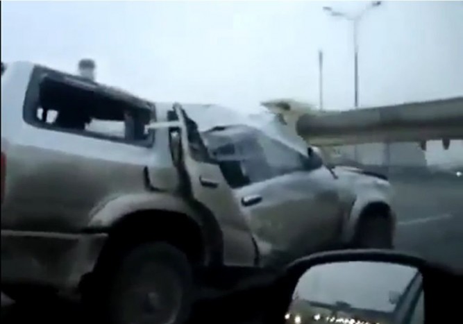 Totálkáros száguldás az autópályán