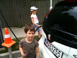 Villanyautóval Magyarországról Európába