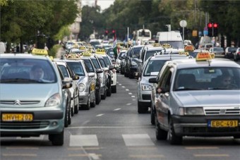 Csak Mercivel lehet majd taxizni?