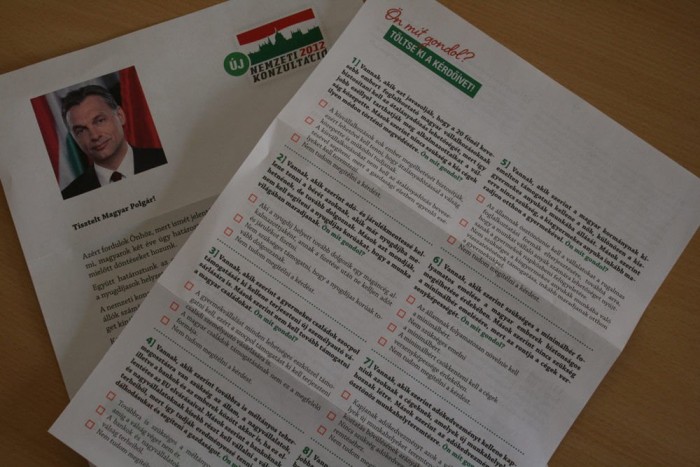 976 millió forintból kérdeznek