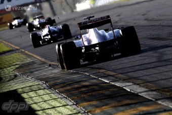 F1: Összekapaszkodnak a pályák