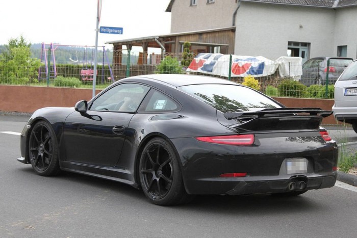 460 LE az új Porsche GT3-ban 6