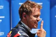 F1: Vettel odavágott mindenkinek 27