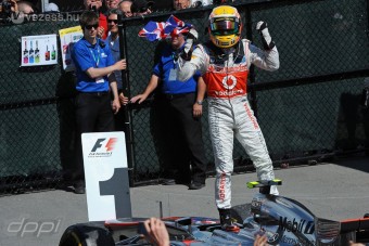 F1: Hamilton nyert, megvan a hetedik győztes