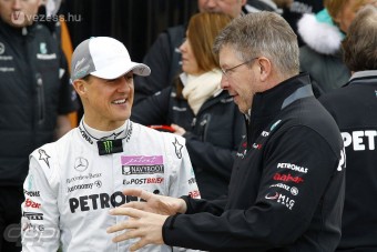 F1: Elvehetik Schumacher dobogóját?