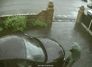 Videó: Őrületes autólopás