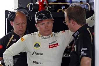 F1: Mi van a csapat és Räikkönen között?
