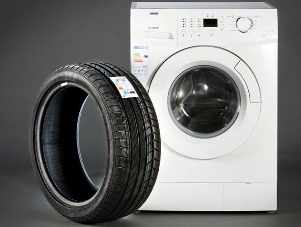 Három fontos tényezőt emel ki az abroncscímke, de nem elég kizárólagosan a gumik közötti döntéshez