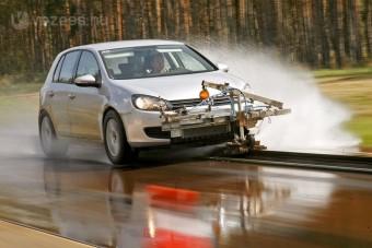 Nem a gumin kell spórolni