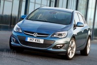 Bitang dízel a megújuló Opel Astrában 8