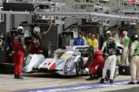 Hibrid Audi az élen Le Mans-ban 14