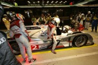 Hibrid Audi az élen Le Mans-ban 15