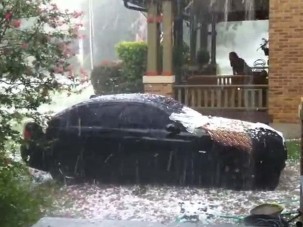 Tojásnyi jégeső pusztított Texasban