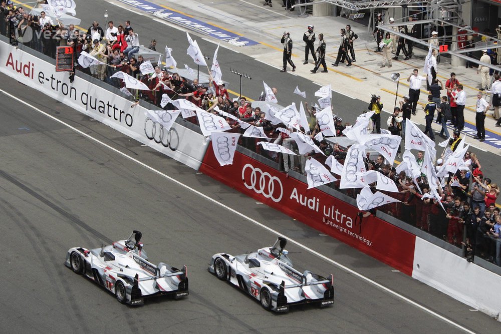 Hibriddel nyert az Audi Le Mans-ban 18