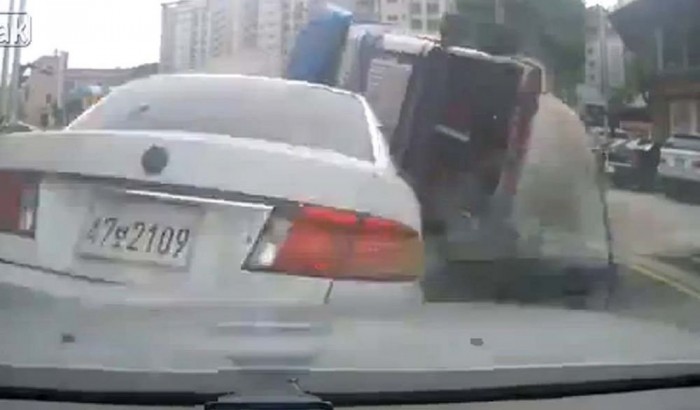 Brutálisan borult a betonkeverő