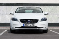 A legbiztonságosabb Volvo:  új V40 99