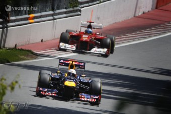 F1: Vettel örül a ferraris bóknak