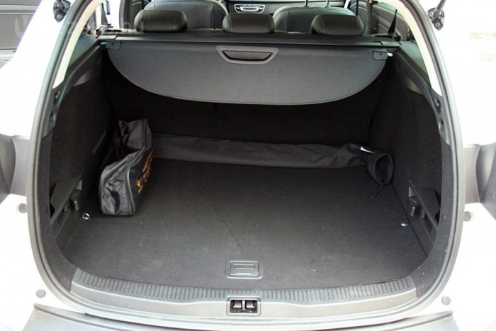 Hibridgyilkos? Na, ne! 11 | Vezess Szélesre nyílik a hátsó ajtó