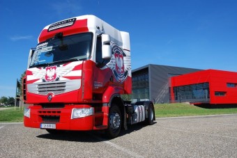 24 órán belül vevőnél a kamion