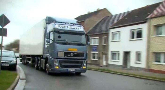 Bojan, a szibériai tigris volvós utazása