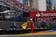 Vettel: Felesleges volt a biztonsági autó! 55