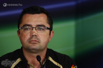 F1: Ezer százalékkal boldogabb a Lotus-főnök