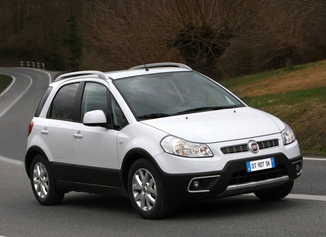 A Fiat Sedici helyébe lép az 500X