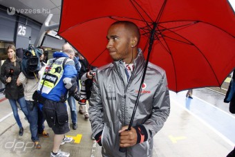 F1: Hamilton a célba érésre koncentrál