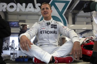 F1: Schumacher nem szívatja a Mercedest