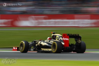 F1: Räikkönen kifutott az időből