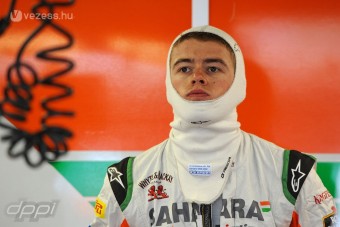 F1: Di Resta perre megy Hamilton apjával