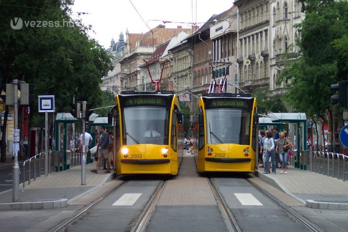 Megmondja a mobil, mikor jön a busz 6