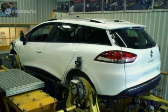 Lebukott az új Renault kombi