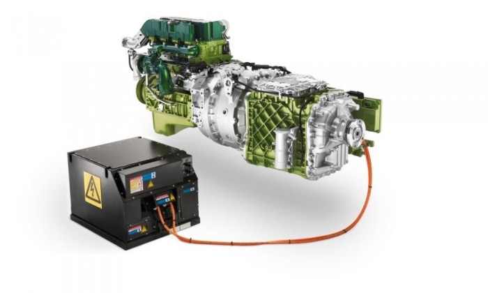 Az automatizált váltó folyamatosan dolgozik, mivel 12 fokozatot kapcsol ebben a városi autóbuszban